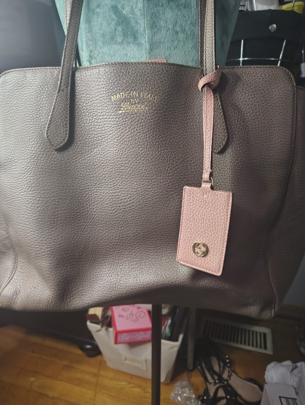 Leather Tote Bag with Pink Luggage Tag - Made in Italy